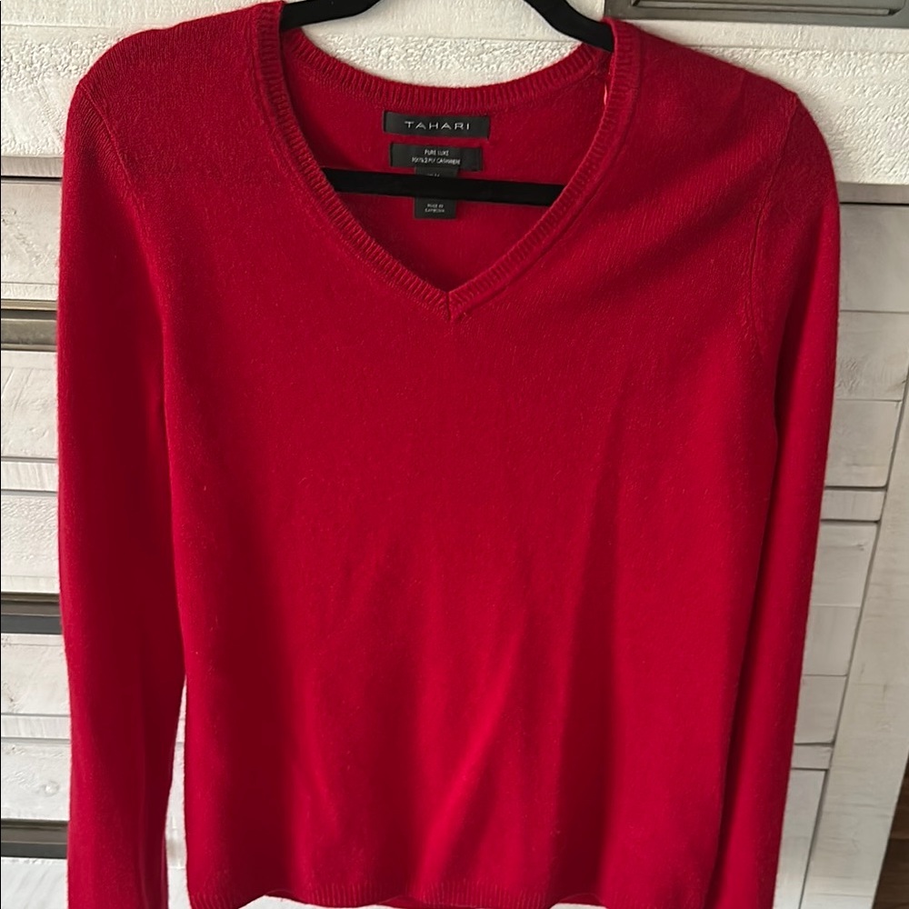 Tahari Red Crew Neck Sweater Soft Knit Classic